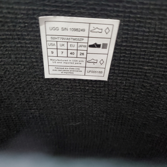 UUG W Shelby  Matte OLV size 9. - Picture 7 of 12